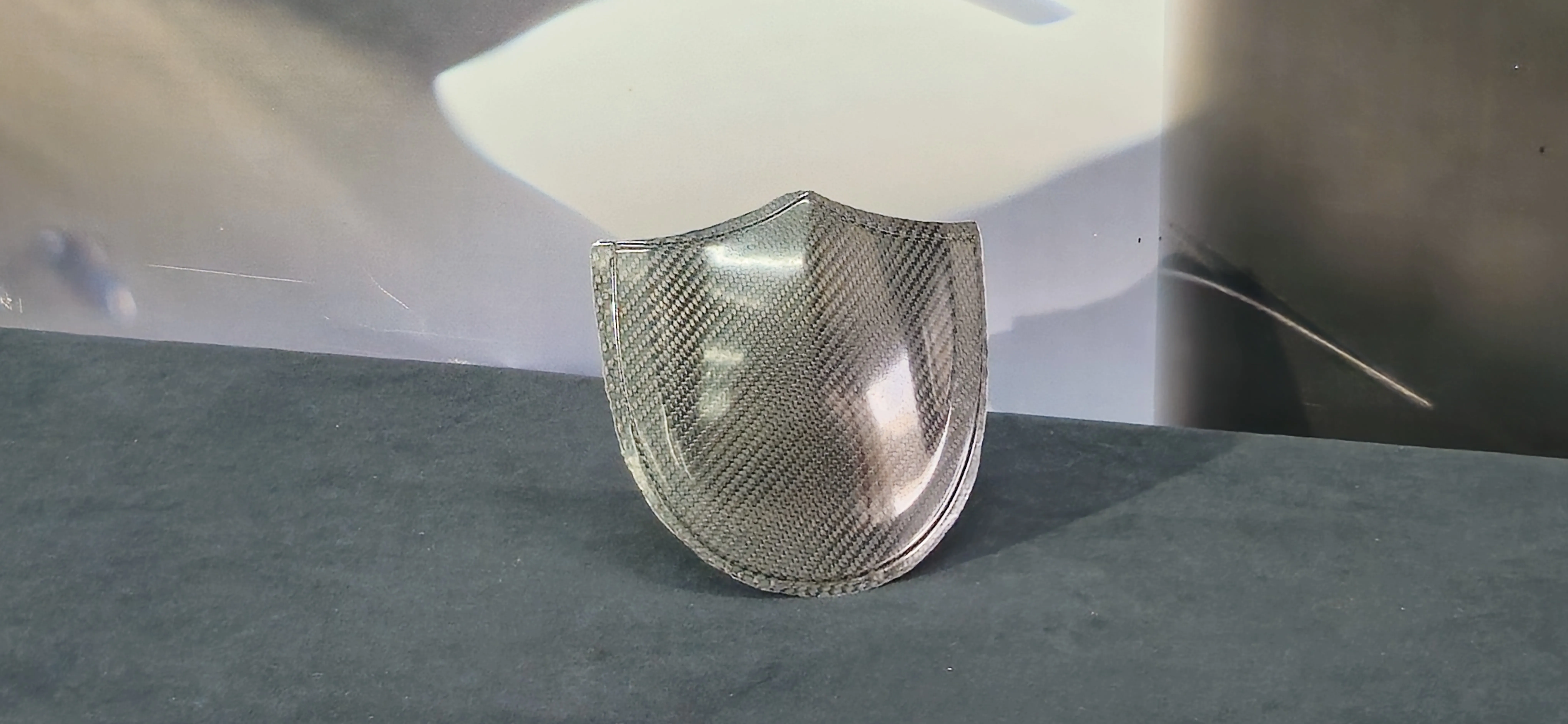 Capot carbone 5